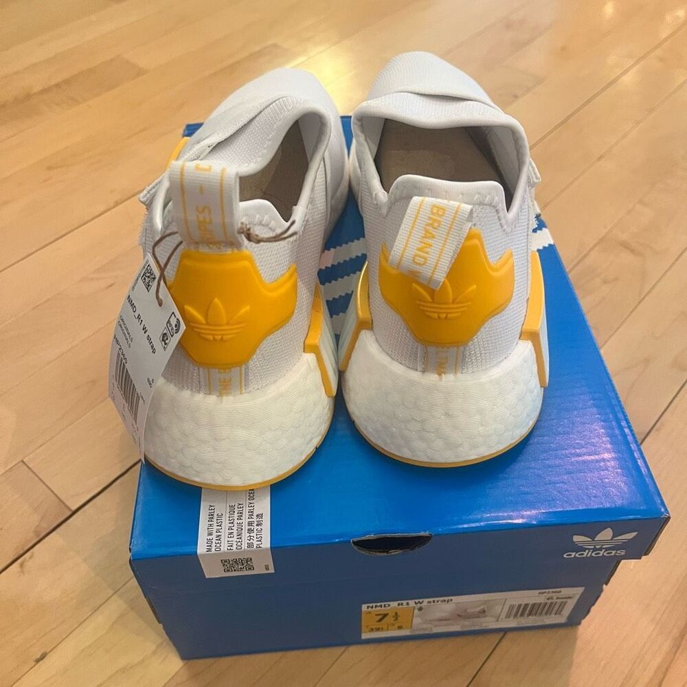 adidas Originals NMD_R1 Strap Shoes Women's size 8 - Picture 5 of 8